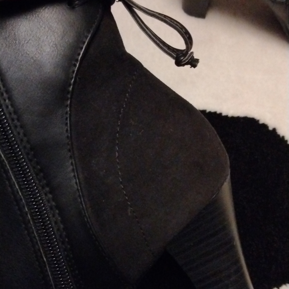 🖤A2 BLACK BOOTIES BY AREOSOLES🖤 - Picture 3 of 13